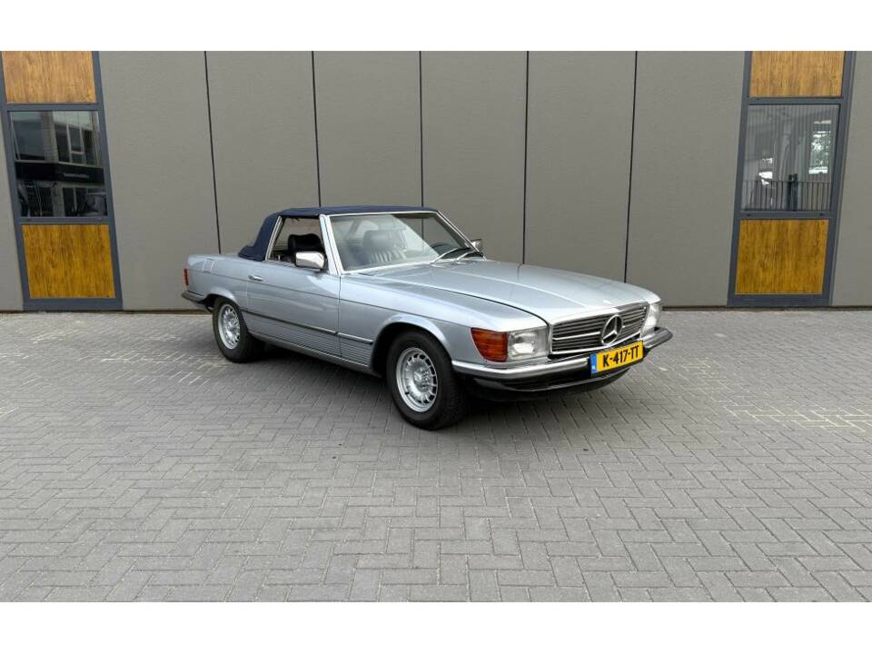 Image 6/18 de Mercedes-Benz 380 SL (1982)