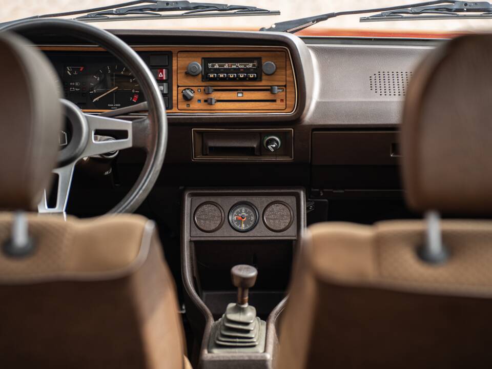 Image 27/75 of Volkswagen Passat 1.6 (1978)