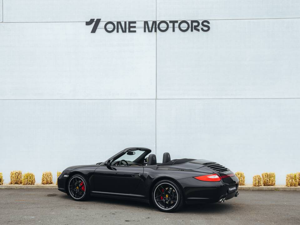 Image 5/27 de Porsche 911 Carrera 4S (2009)