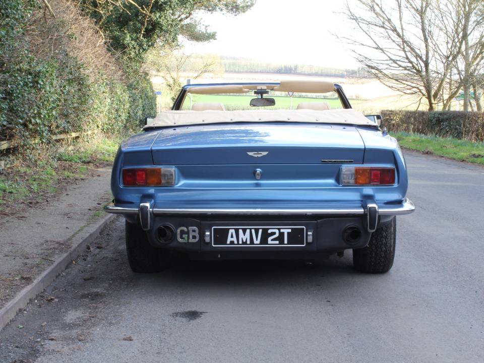 Imagen 5/19 de Aston Martin V8 Volante (1978)