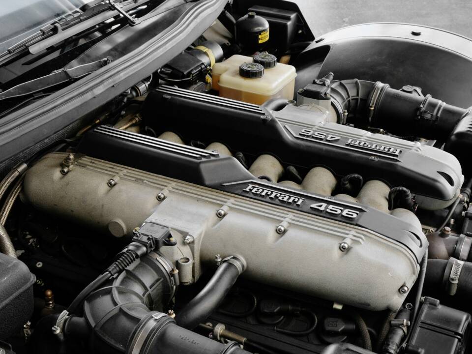 Imagen 32/50 de Ferrari 456 GTA (1997)