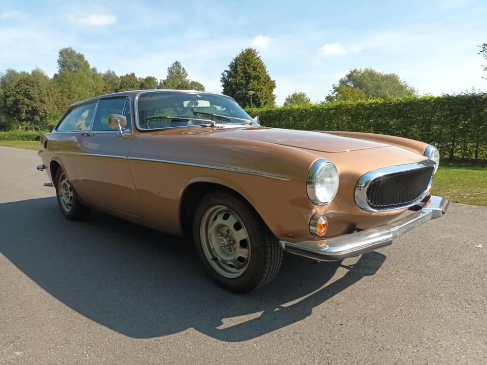 Image 14/73 of Volvo 1800 ES (1972)