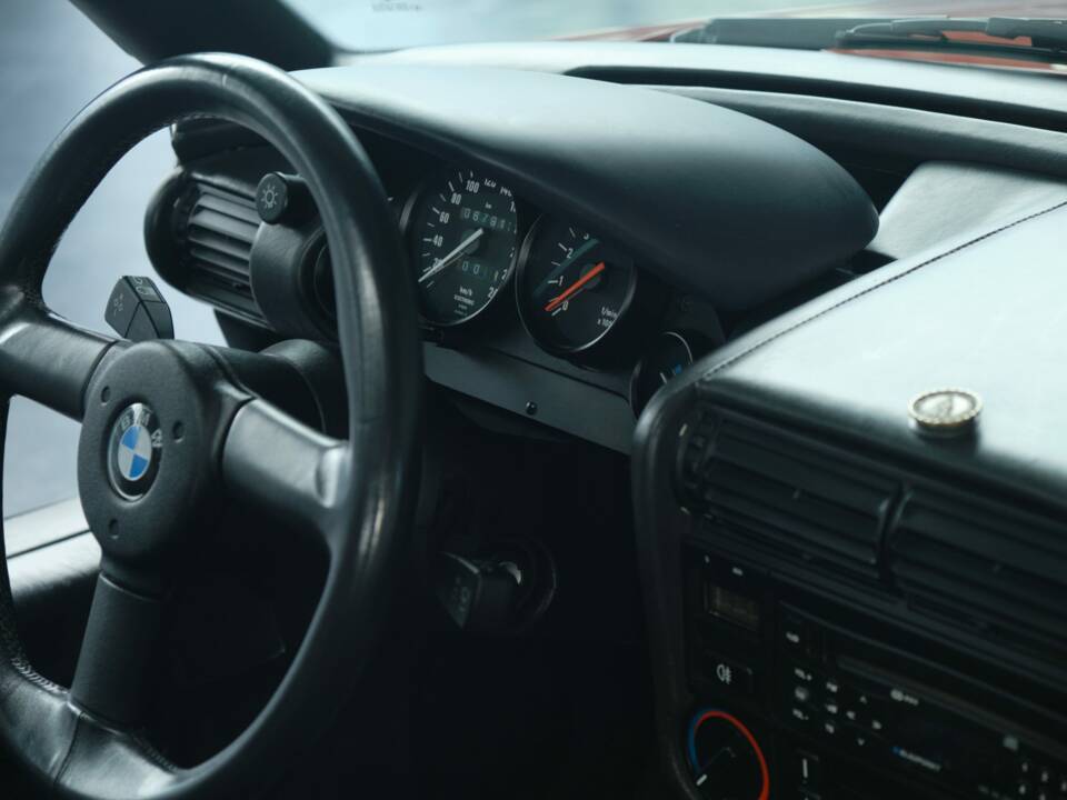 Image 16/50 of BMW Z1 (1990)