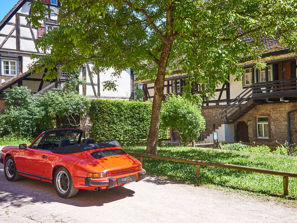 Image 42/44 of Porsche 911 SC 3.0 (1983)