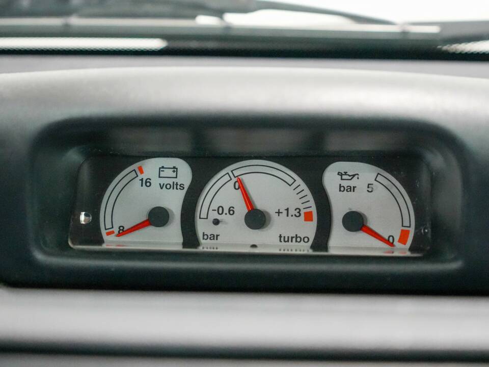 Afbeelding 35/48 van Ford Escort RS Cosworth (1995)