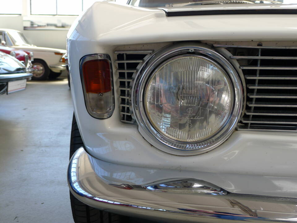 Imagen 35/40 de Alfa Romeo Giulia 1600 Sprint GT (1965)