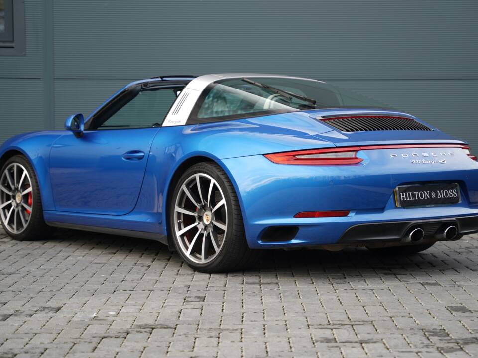 Bild 2/50 von Porsche 911 Carrera 4S (2017)