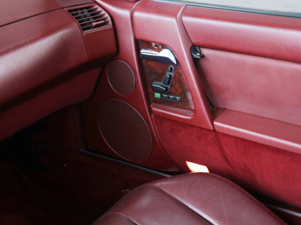 Image 18/37 of Mercedes-Benz SL 500 (1995)