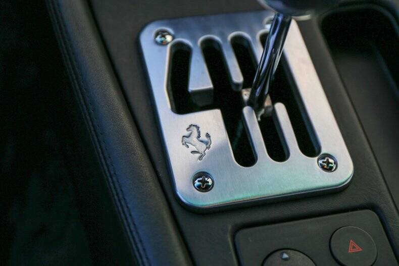 Image 17/49 of Ferrari 550 Maranello (1998)