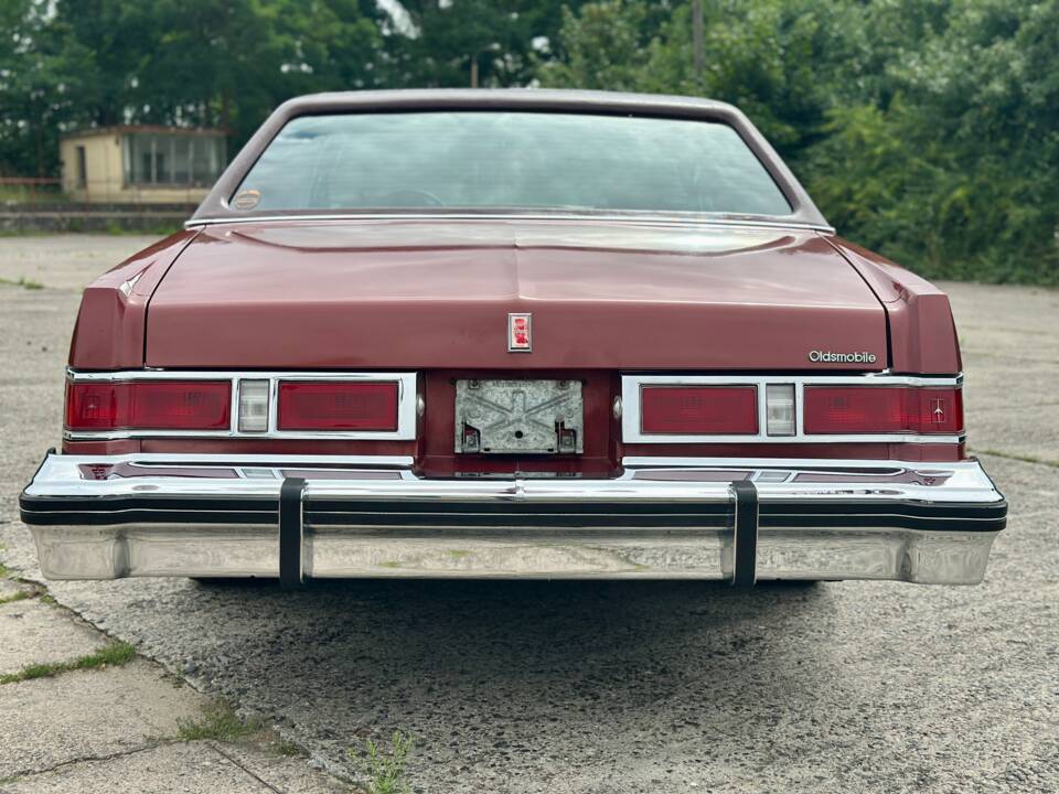 Bild 6/20 von Oldsmobile Delta 88 Royale (1978)