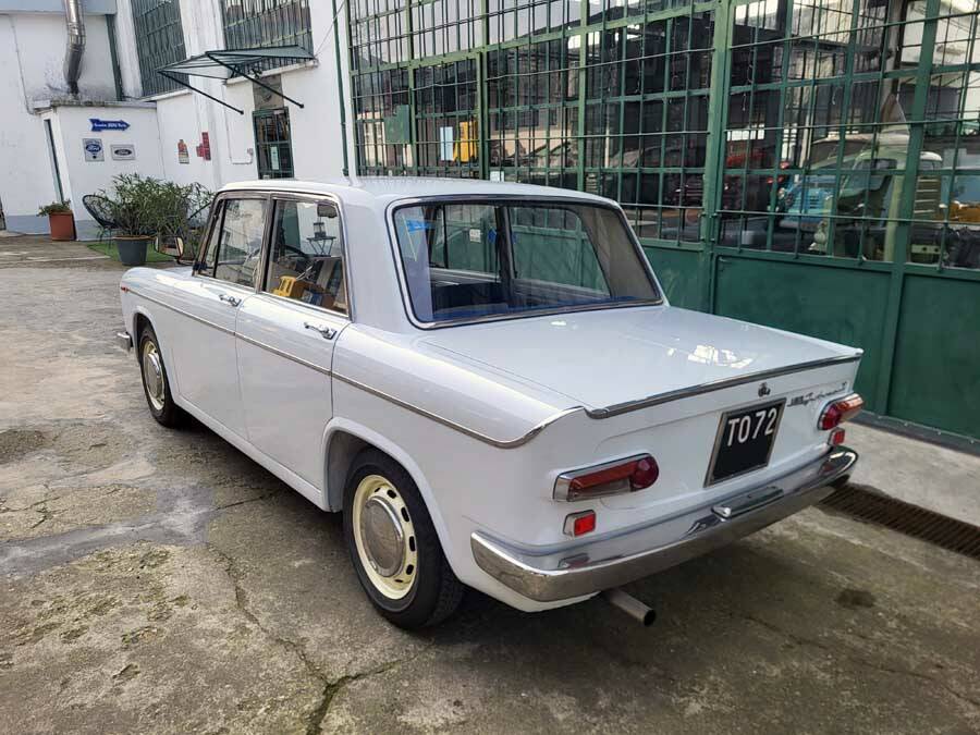 Image 12/39 of Lancia Fulvia 2C (1965)