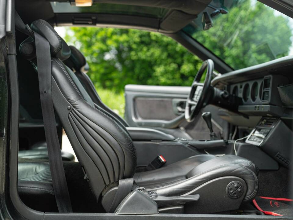 Imagen 35/50 de Pontiac Firebird TransAm (1989)