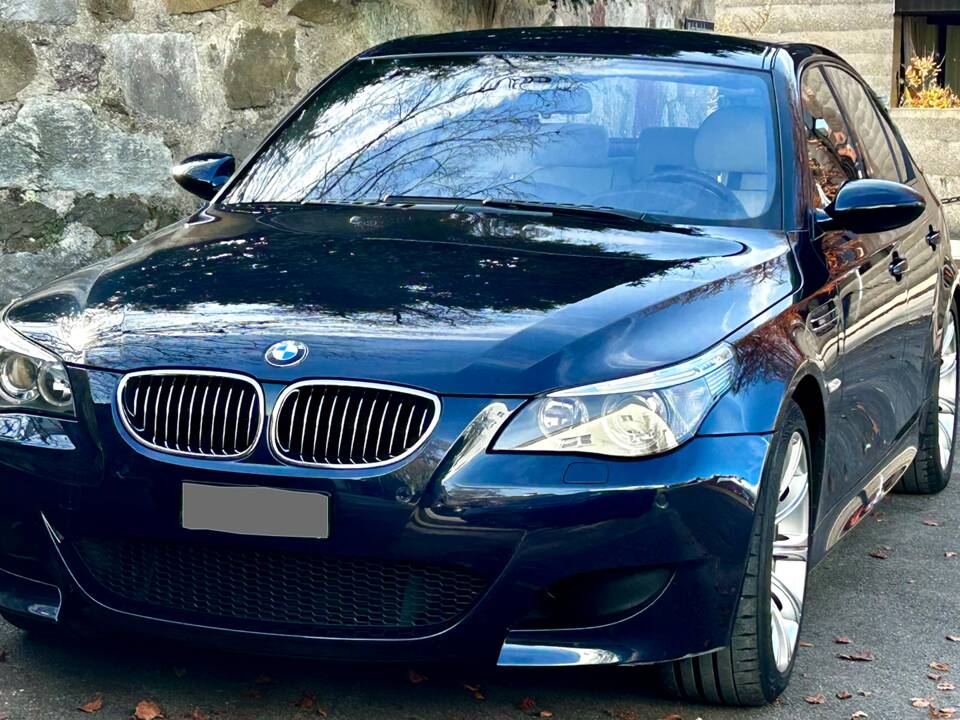 Bild 4/16 von BMW M5 (2005)