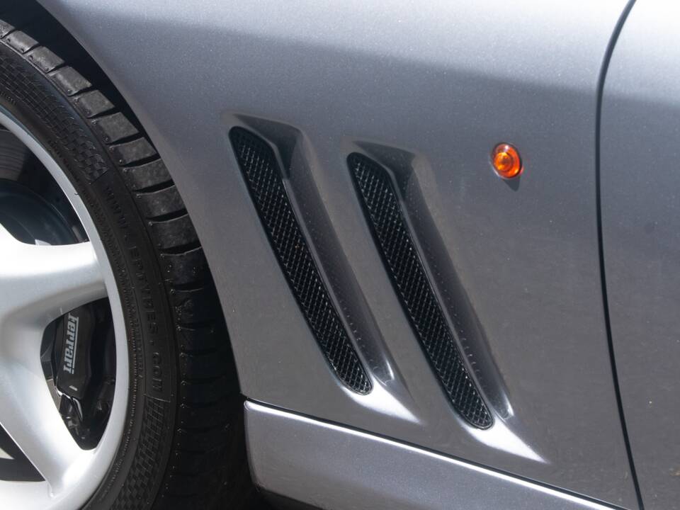 Image 9/37 of Ferrari 550 Maranello (2000)