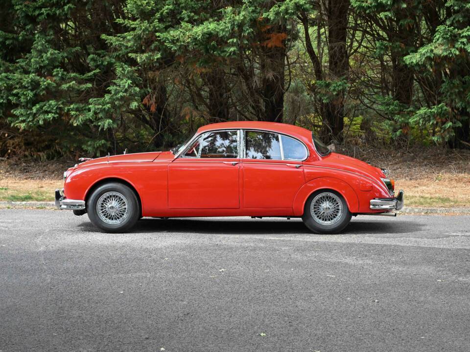 Bild 8/50 von Jaguar Mk II 2.4 (1961)