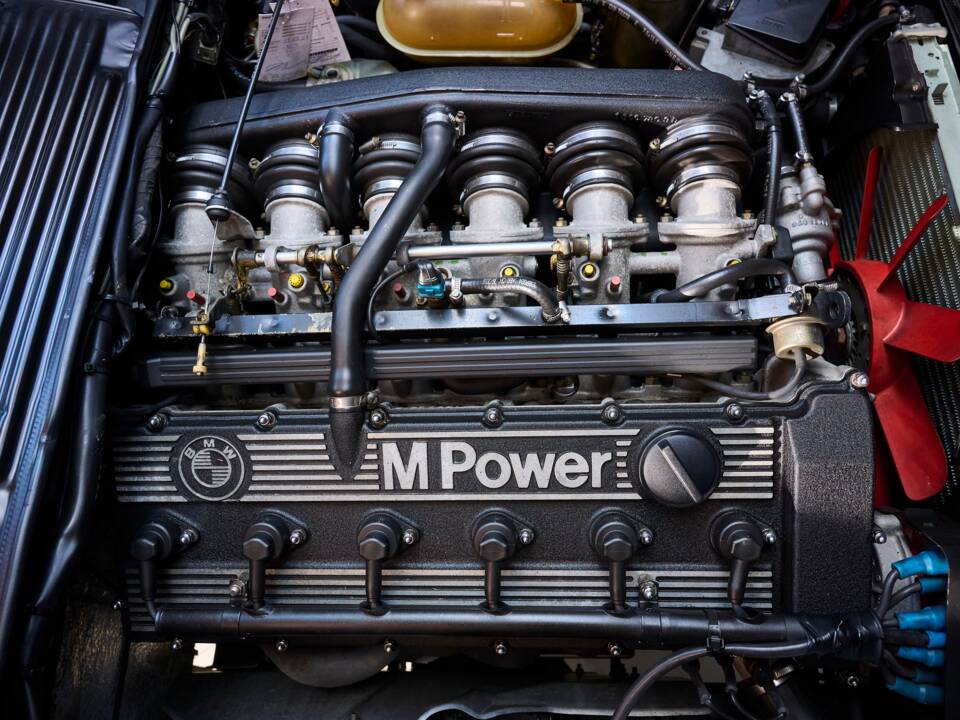 Bild 31/40 von BMW M 635 CSi (1984)