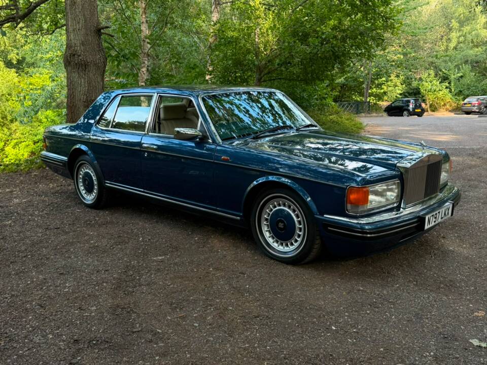 Image 43/46 of Rolls-Royce Silver Spirit III (1996)