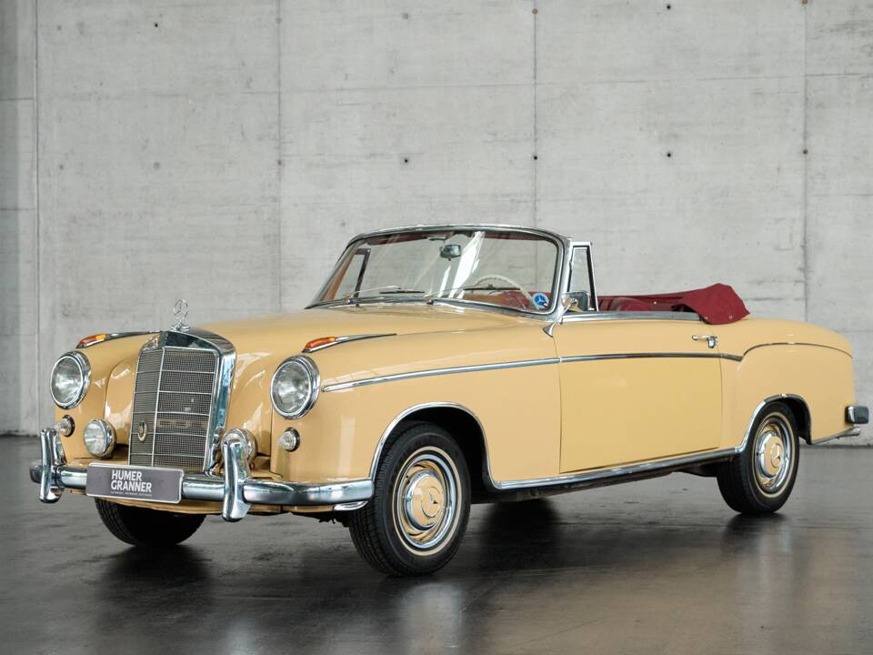 Immagine 3/50 di Mercedes-Benz 220 S Cabriolet (1958)