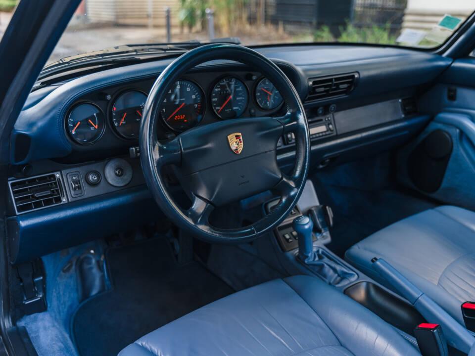 Bild 17/50 von Porsche 911 Carrera 4S (1996)