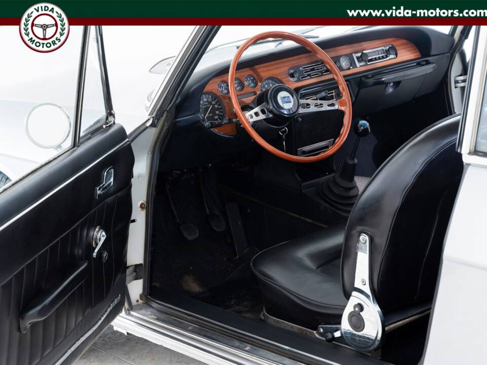 Image 6/15 de Lancia Fulvia 1.3 S (1971)