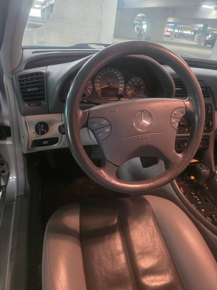 Bild 13/14 von Mercedes-Benz CLK 320 (1999)