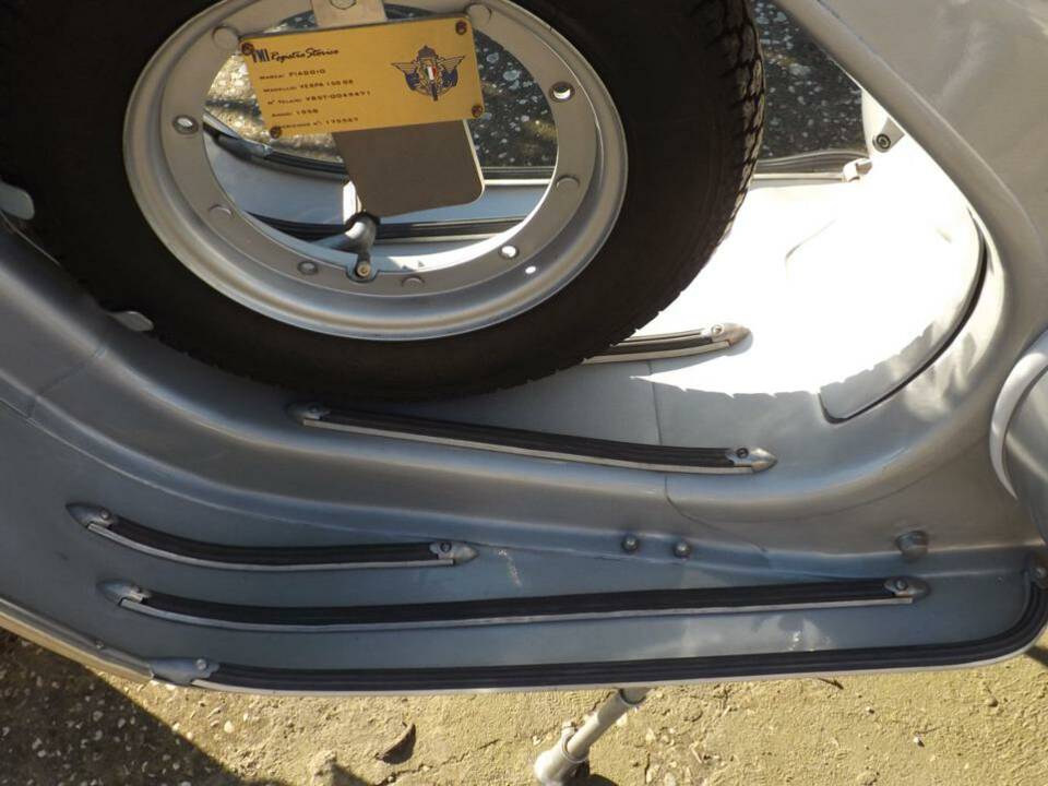 Image 5/37 of Piaggio Vespa 150 GS (1958)