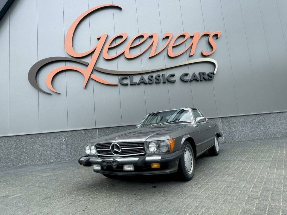Image 2/36 de Mercedes-Benz 560 SL (1986)