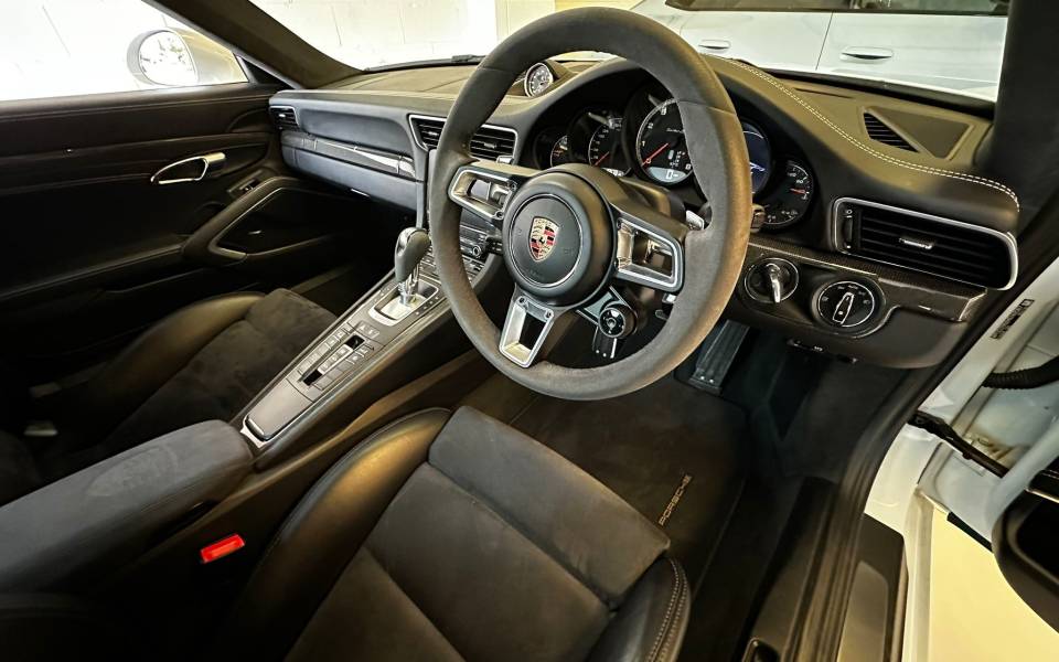 Imagen 22/48 de Porsche 911 Turbo S (2016)