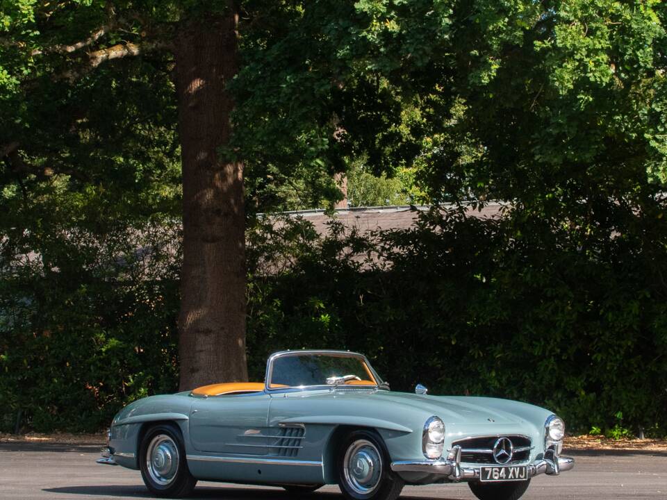 Image 37/50 of Mercedes-Benz 300 SL Roadster (1957)