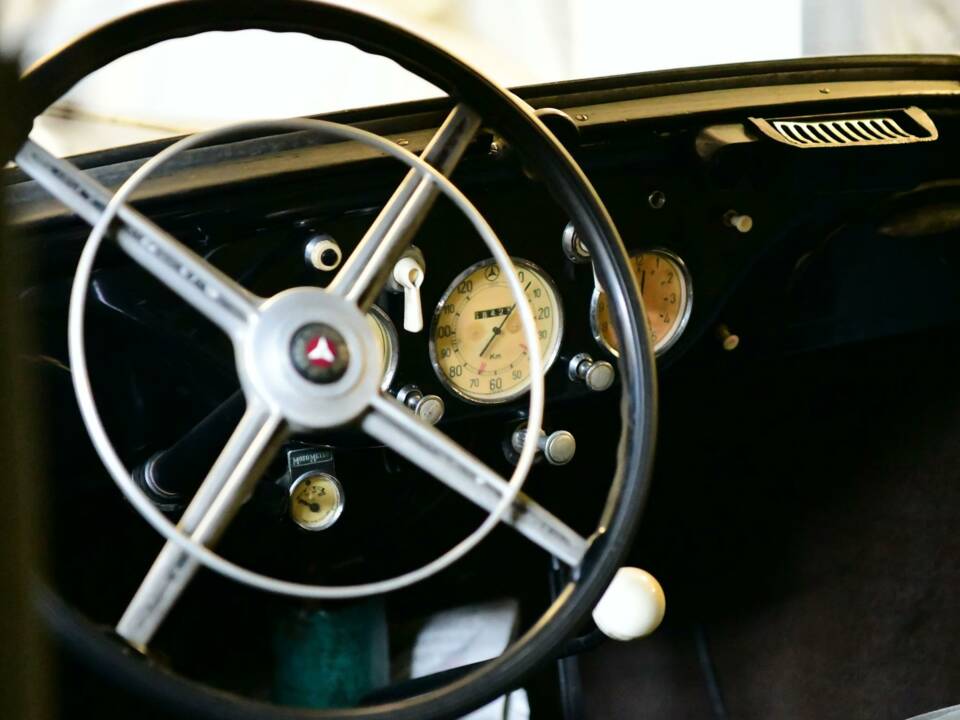 Image 32/50 de Mercedes-Benz 170 V Saloon (1938)