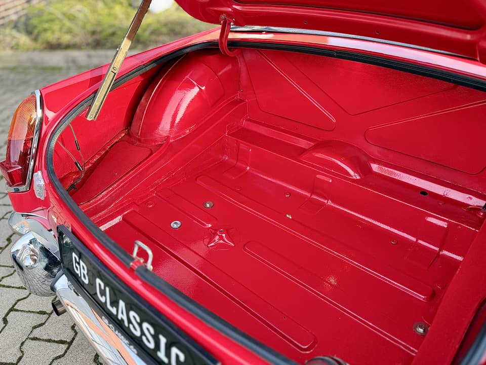 Bild 33/64 von MG MGB (1970)