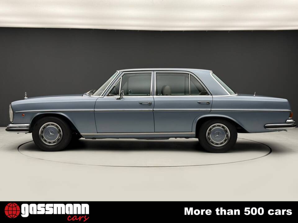 Image 5/15 of Mercedes-Benz 280 SE 3,5 (1971)