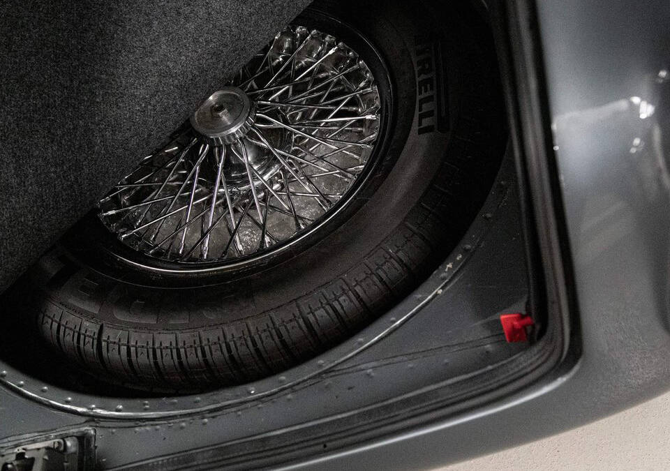 Bild 25/26 von Aston Martin DB 4 (1961)