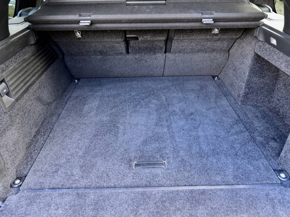 Image 48/50 of Land Rover Range Rover V8 SV Autobiography (2018)