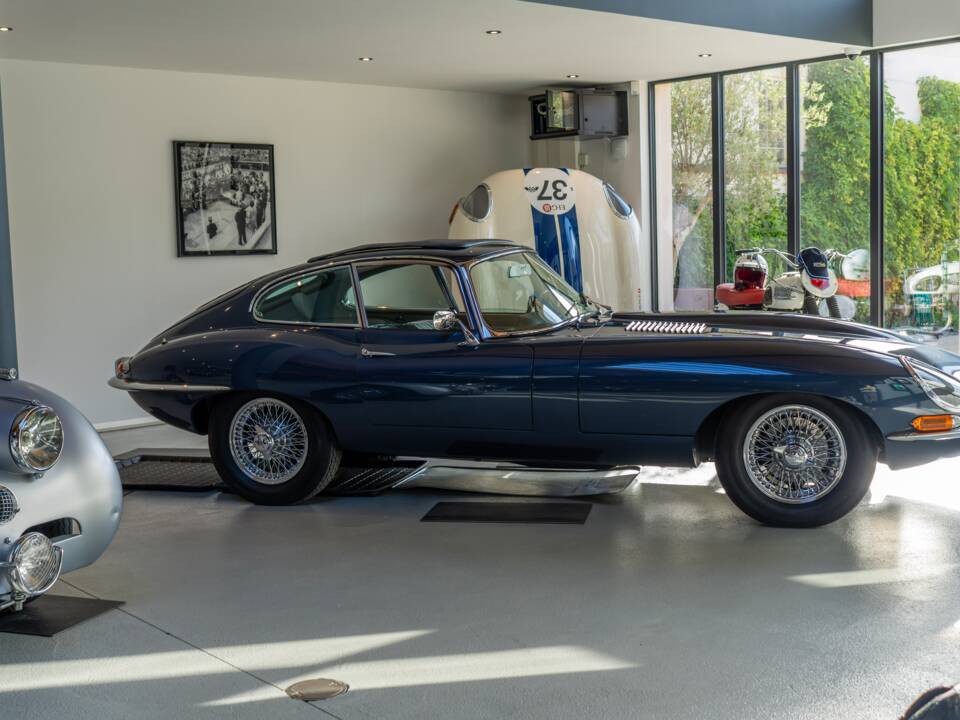 Image 8/23 de Jaguar Type E 4.2 (1967)