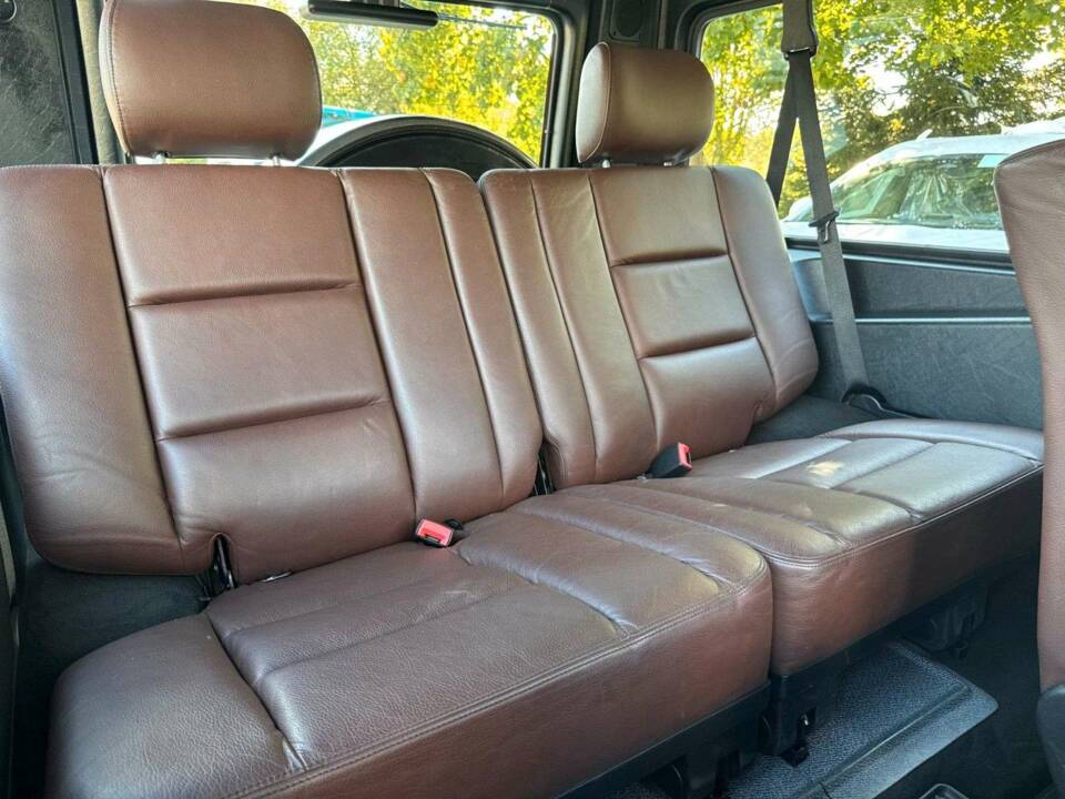 Image 17/18 of Mercedes-Benz G 350 Bluetec (SWB) (2011)