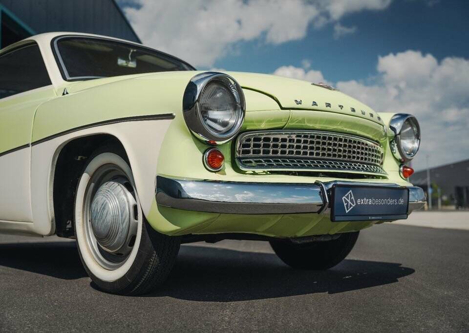 Image 3/15 of Wartburg (311/3) 1000 Coupé (1964)