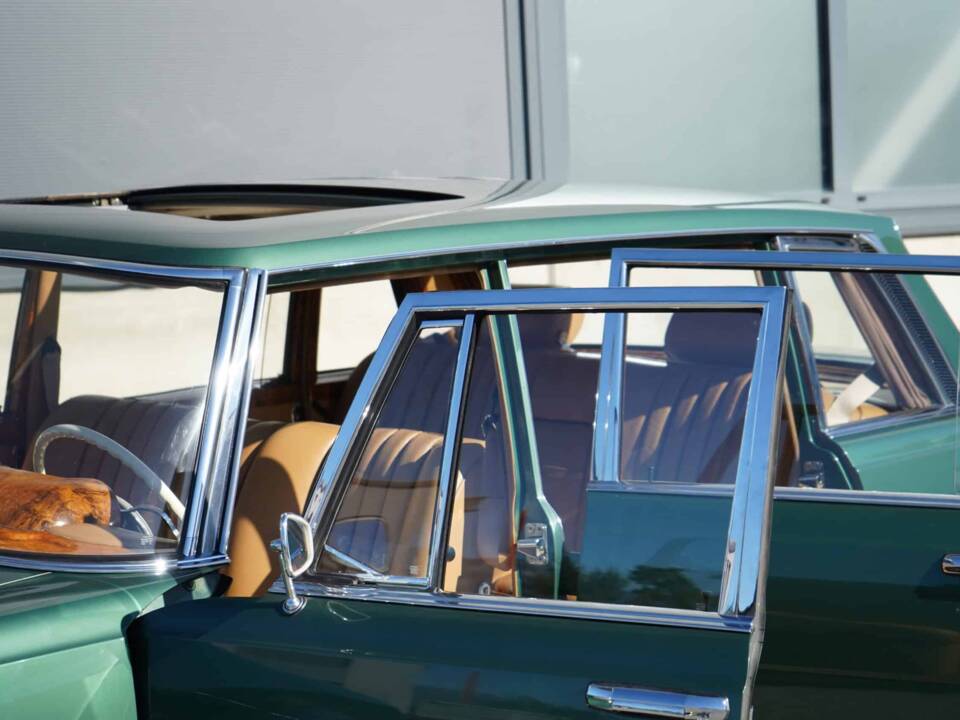 Image 8/20 of Mercedes-Benz 600 (1967)