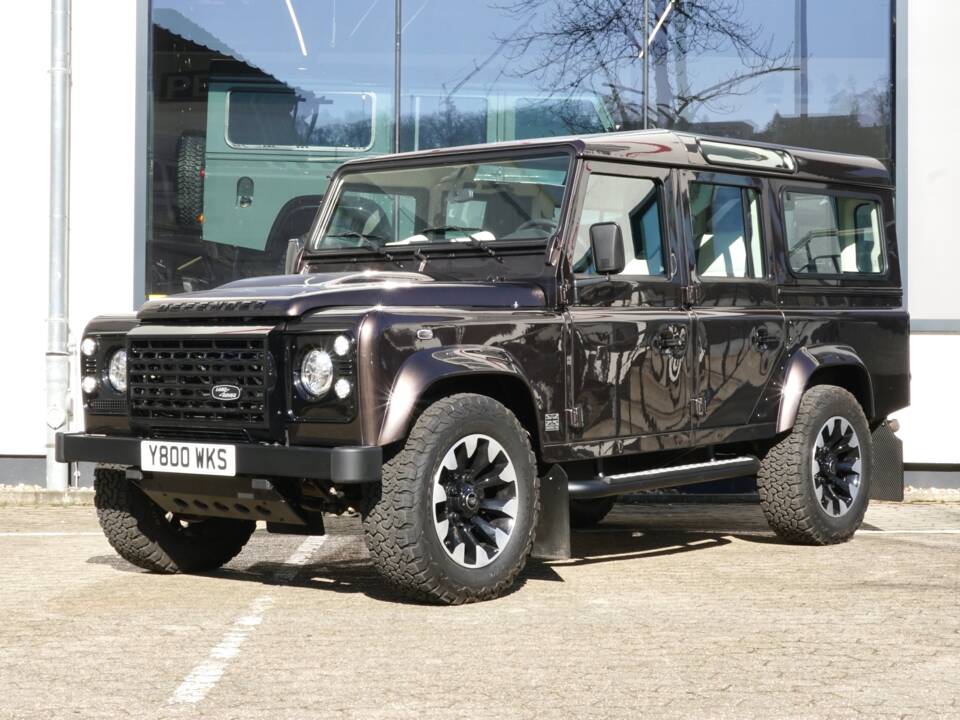 Bild 5/23 von Land Rover Defender 90 Works V8 (2014)