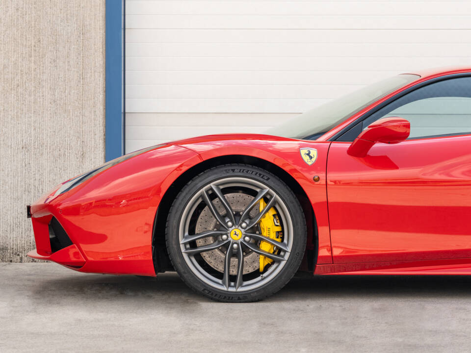 Immagine 8/85 di Ferrari 488 GTB (2015)