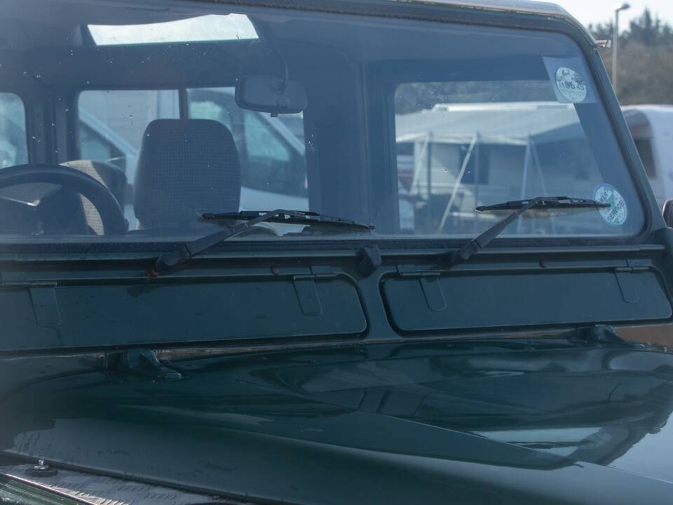 Afbeelding 24/50 van Land Rover Defender 90 (1996)