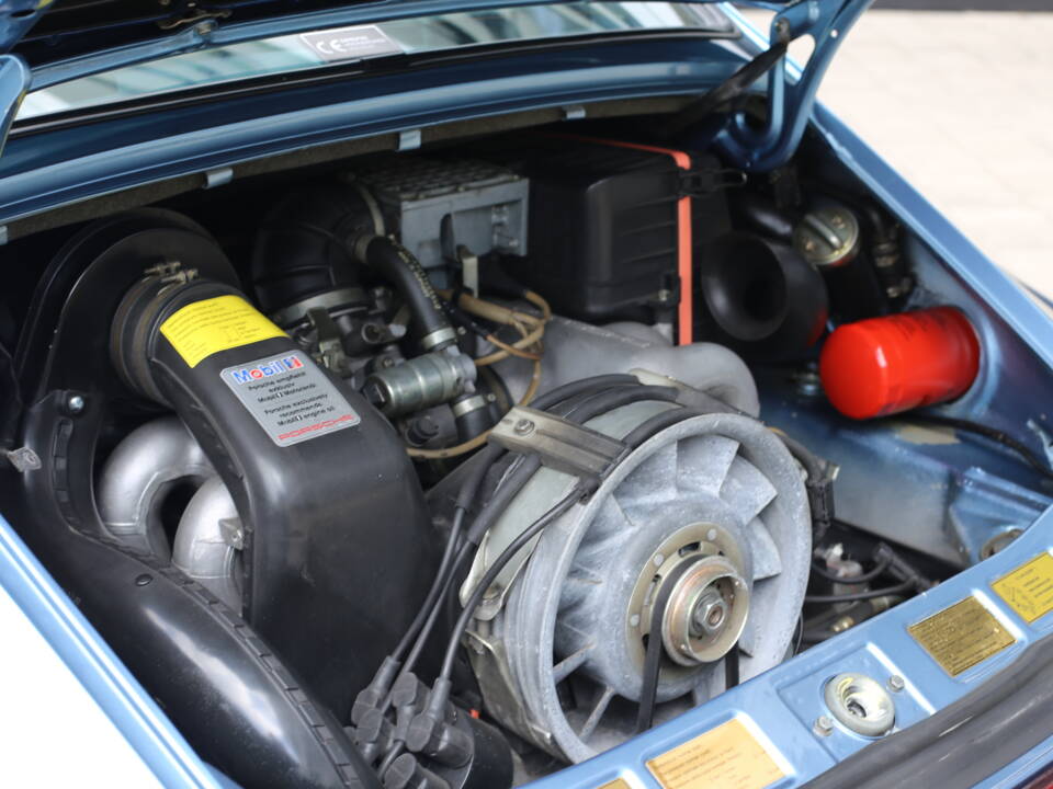 Bild 29/51 von Porsche 911 Carrera 3.2 (1984)