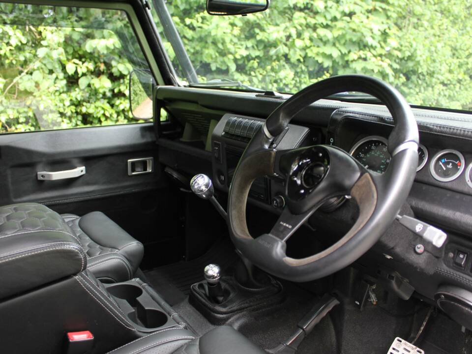 Imagen 8/16 de Land Rover Defender 90 Td5 (1999)