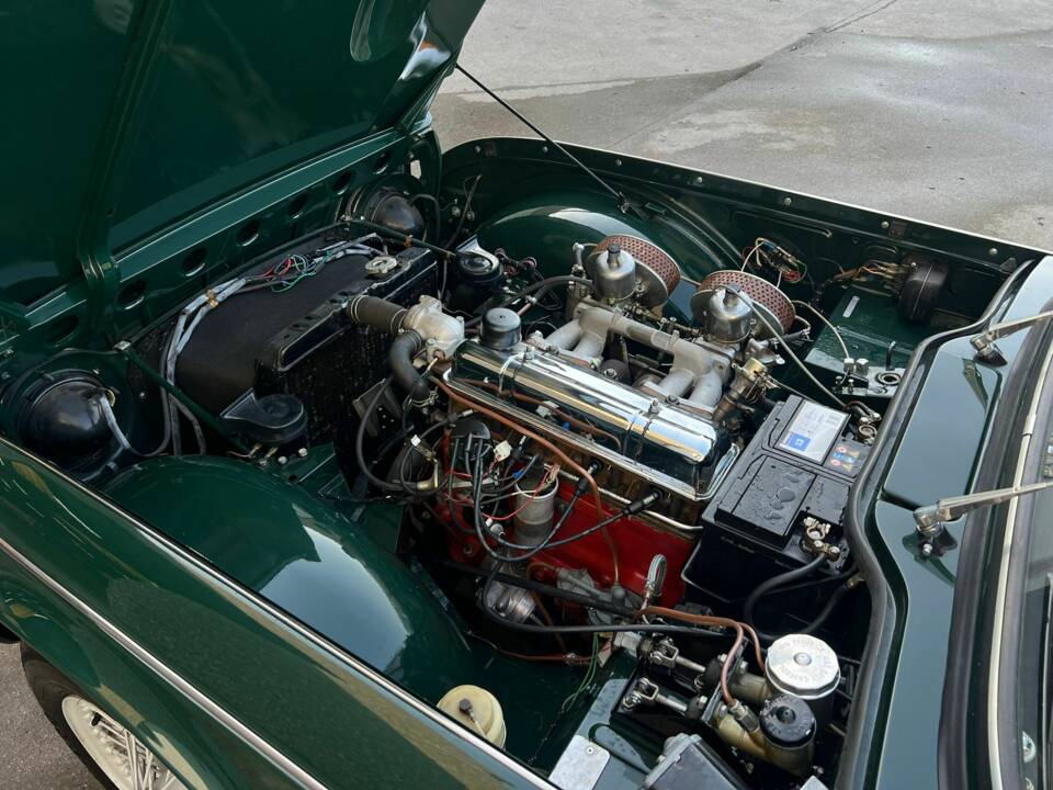 Image 6/7 de Triumph TR 4A (1966)