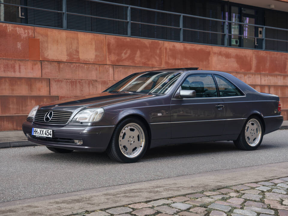 Immagine 1/27 di Mercedes-Benz CL 420 (1996)