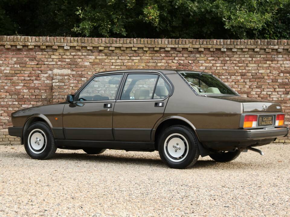 Afbeelding 37/50 van Alfa Romeo Alfetta 2.0 (1984)