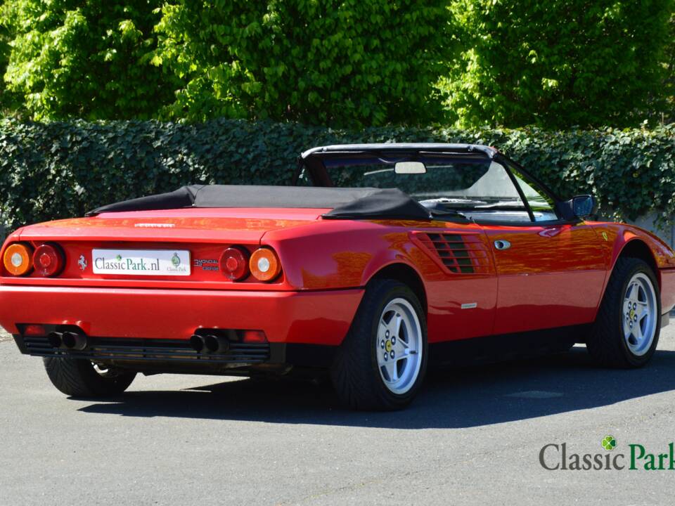 Bild 17/50 von Ferrari Mondial 3.2 (1987)