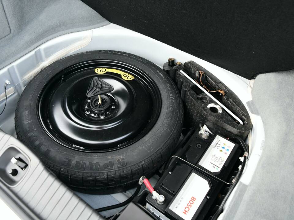 Image 48/50 of Jaguar XJ 8 4.2 (2008)