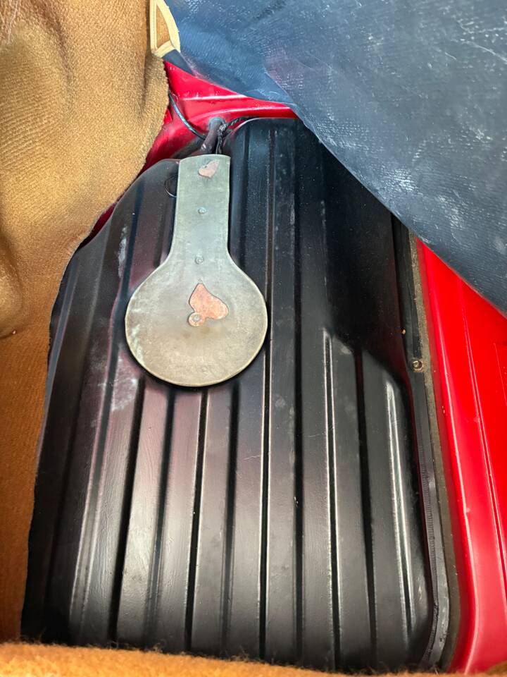 Image 22/23 of Alfa Romeo 1.6 Spider (1991)