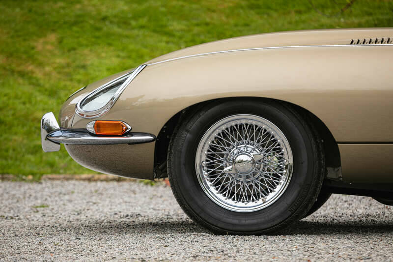 Image 44/50 de Jaguar E-Type 4.2 (1965)